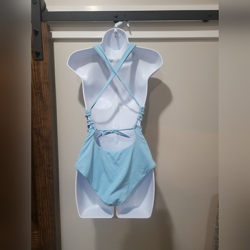 Becca Color Code Plunge One-Piece Swimsuit SZ Medium and small Powder Blue NWOT - Picture 4 of 6